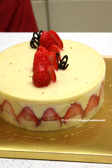 20090227_08_fraisier-cake-baking-class